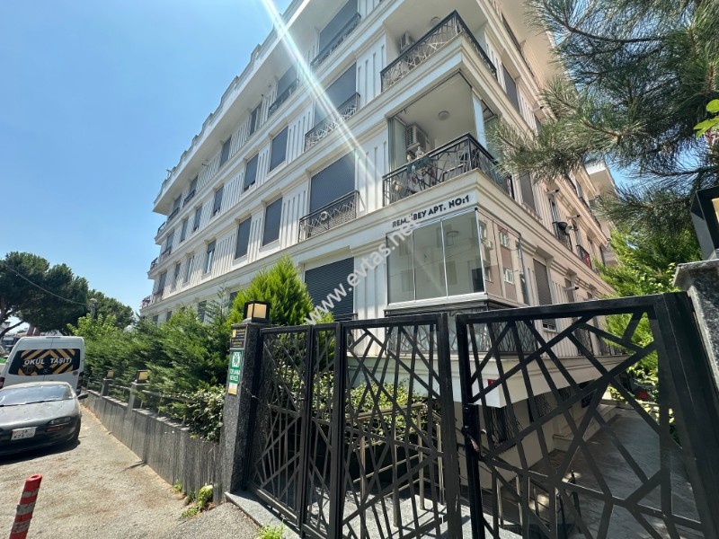 İDEALTEPE 50. YIL PARKI CİVARI GENİŞ VE FERAH 4 YAŞ 1+1